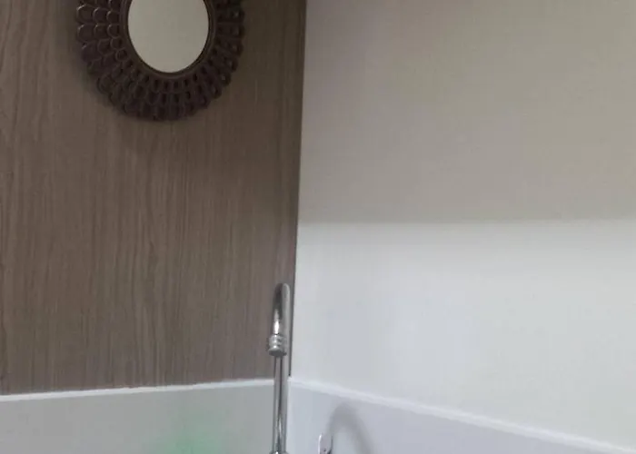Superb Edsa Cheap @ Graceysplace Unit 1 Apartamento